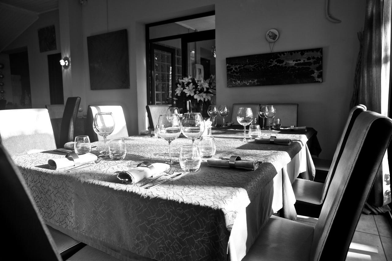 Le Bernon Hotel Connaux ภายนอก รูปภาพ
